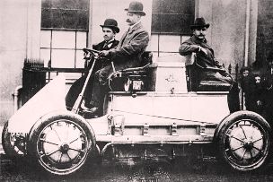 El vehículo híbrido de Porsche de 1901.