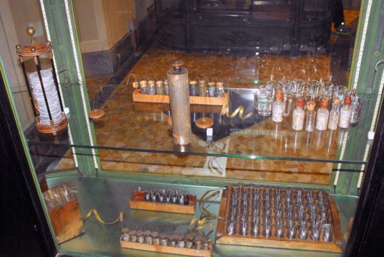 De los 200 instrumentos de Alessandro Volta existentes, menos de la mitad son originales, pero el museo es, sin embargo, un enorme testamento de su vida y de su trabajo.