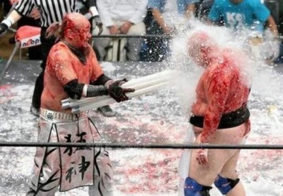 La promoción siguió los pasos de organizaciones como Frontier Martial-Arts Wresting e International Wrestling Association of Japan, que popularizaron el violento, duro y sangriento estilo de lucha conocido como deathmacht. 