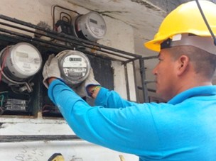 Implementación de una infraestructura avanzada de medición en la Empresa Eléctrica Pública de Guayaquil.